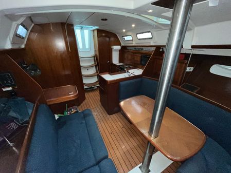 Beneteau OCEANIS-CLIPPER-373 image