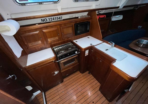 Beneteau OCEANIS-CLIPPER-373 image