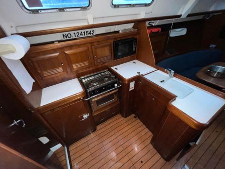 Beneteau OCEANIS-CLIPPER-373 image