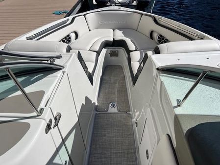 Crownline 270XSS image