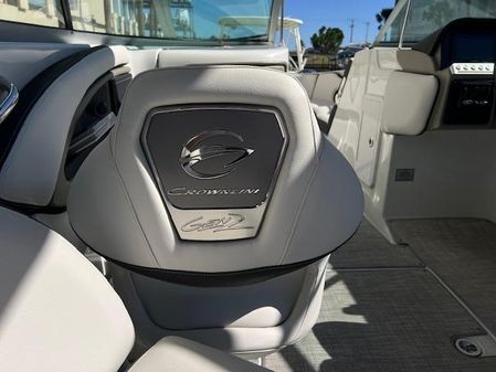 Crownline 270XSS image