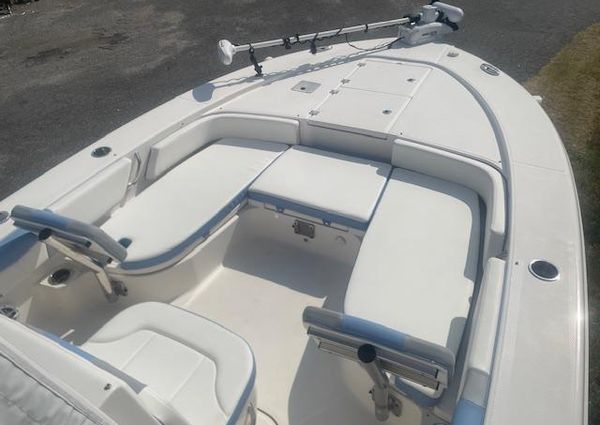 Robalo 246-CAYMAN image