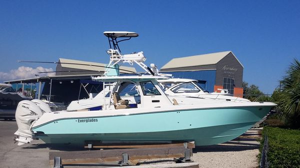 Everglades 365 Center Console