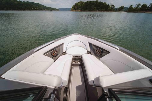 MasterCraft XT23 image