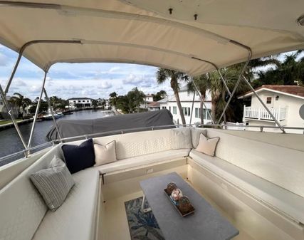 Hatteras 67-COCKPIT-MOTOR-YACHT image