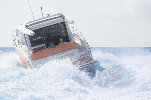 Sealine C430 image