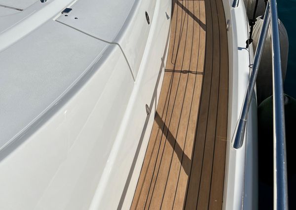 Sunseeker Manhattan 70 image