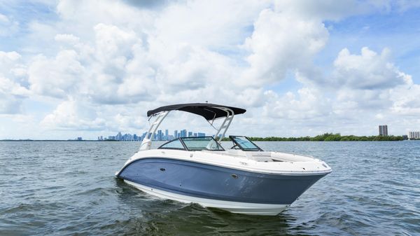 Sea Ray SDX 270 Outboard image