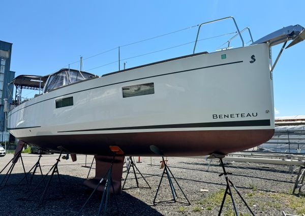 Beneteau Oceanis 38.1 image