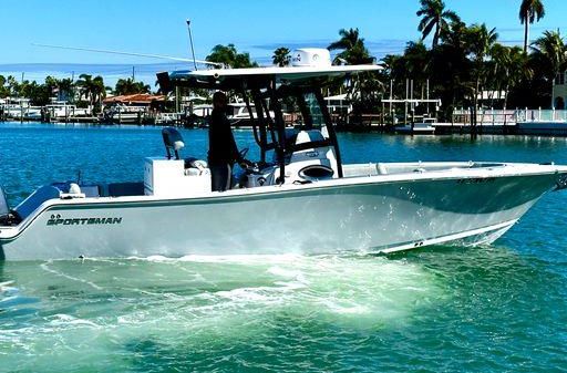 Sportsman Open 252 Center Console