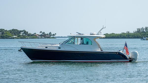 Hinckley Sport Boat 40 X