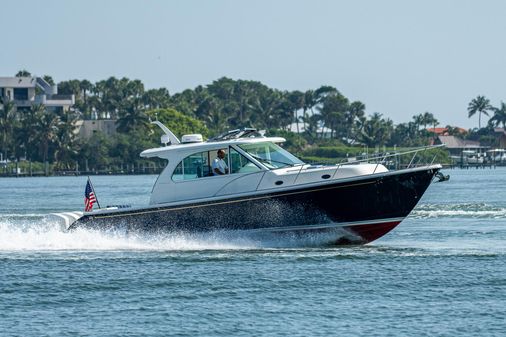 Hinckley Sport Boat 40 X image