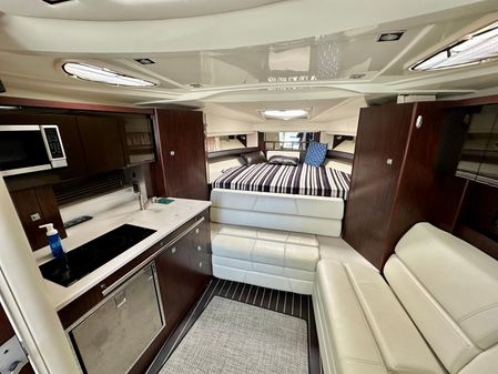 Monterey 335 Sport Yacht image