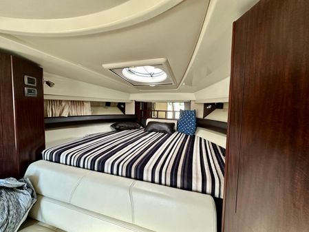 Monterey 335 Sport Yacht image