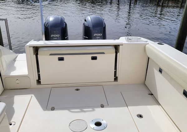 Cobia 280 Dual Console image