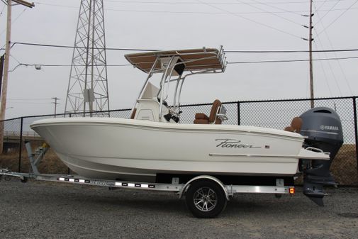 Pioneer 202-SPORTFISH image