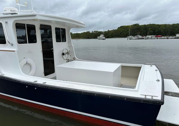 Custom Broad Creek 32 Bay Boat image