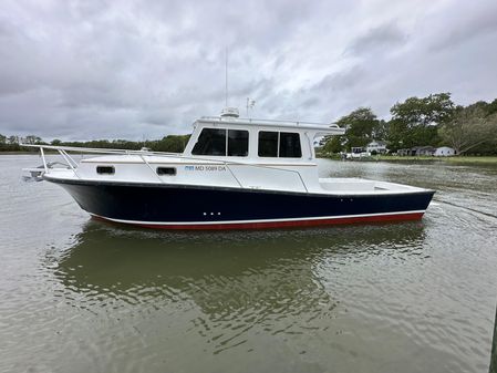 Custom Broad Creek 32 Bay Boat image