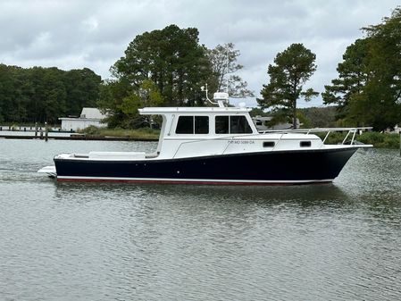 Custom Broad Creek 32 Bay Boat image