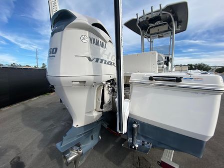 Robalo CAYMAN-246 image