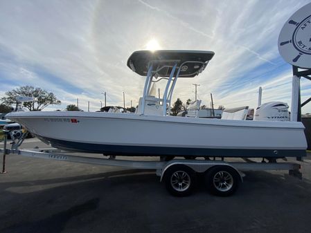 Robalo CAYMAN-246 image