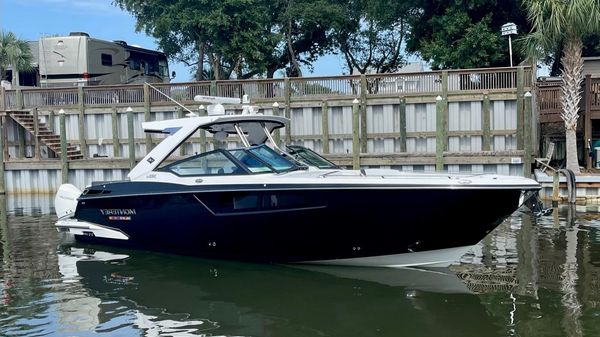 Monterey 385 SE