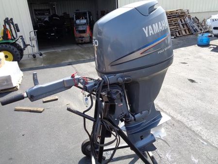 Yamaha Outboards F90 image