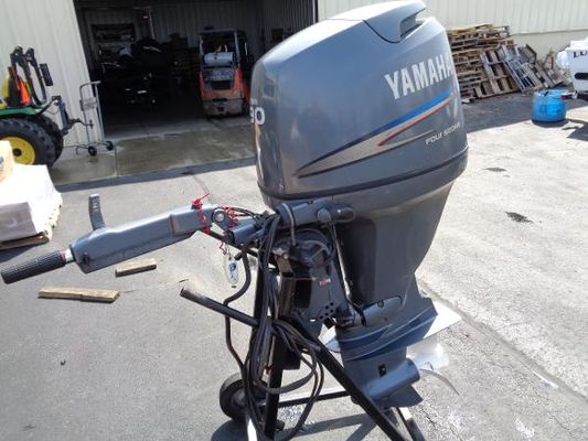 Yamaha Outboards F90 - main image