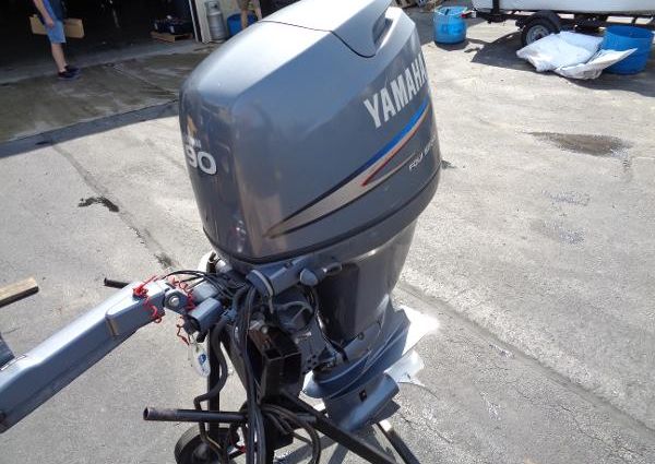 Yamaha Outboards F90 image