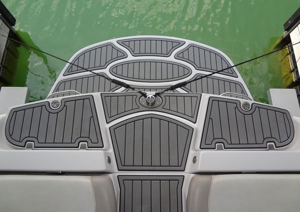 Correct Craft Super Air Nautique 230 image