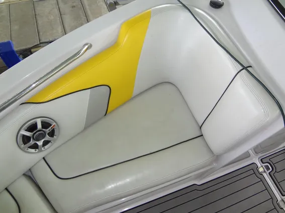 Correct Craft Super Air Nautique 230 image