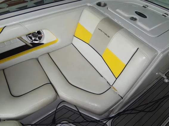 Correct Craft Super Air Nautique 230 image