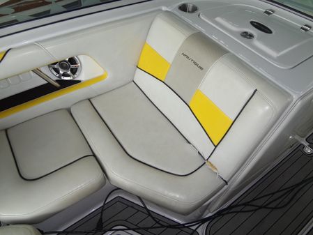 Correct Craft Super Air Nautique 230 image