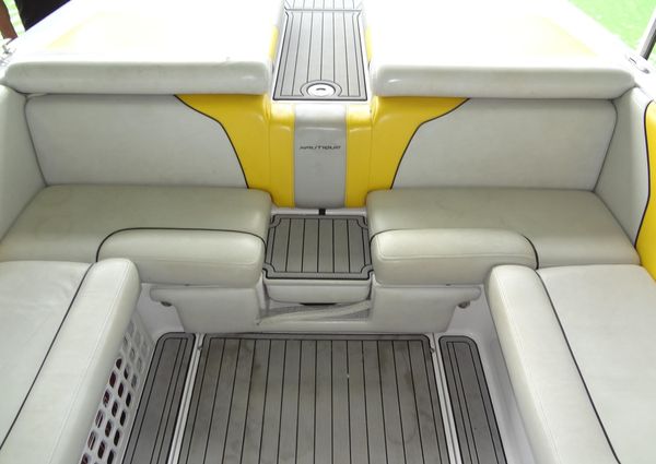 Correct Craft Super Air Nautique 230 image