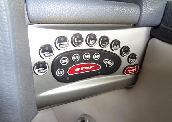 Correct Craft Super Air Nautique 230 image