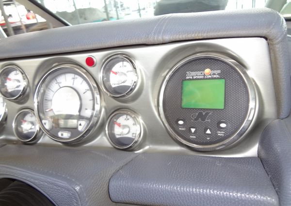 Correct Craft Super Air Nautique 230 image