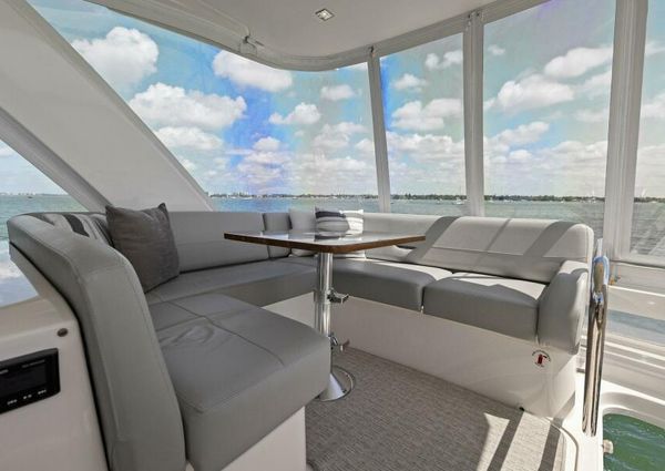 Tiara Yachts 44 Flybridge image