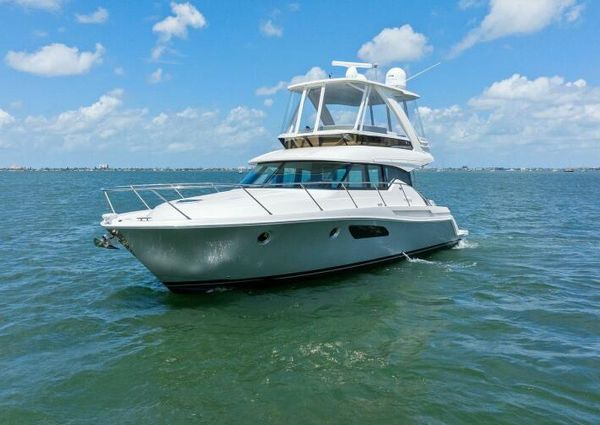 Tiara Yachts 44 Flybridge image