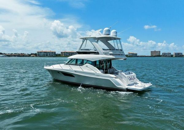 Tiara Yachts 44 Flybridge image