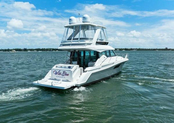 Tiara Yachts 44 Flybridge image