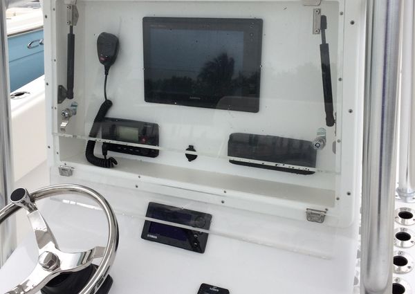 Competition 31 Tournament Edition Center Console image