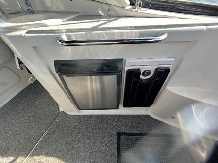 Bayliner 320 image