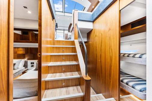 Riviera 6000 Sport Yacht image