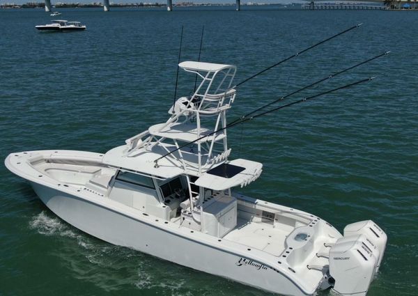 Yellowfin 42 Center Console image