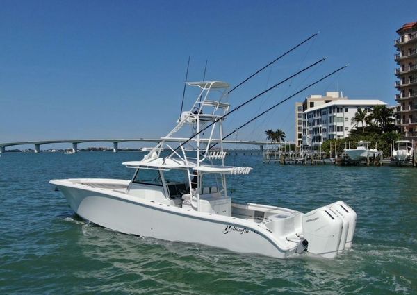 Yellowfin 42 Center Console image