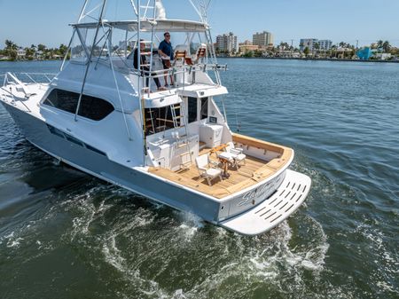 Hatteras 60 Convertible image