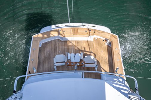 Hatteras 60 Convertible image