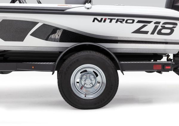 Nitro Z18 image