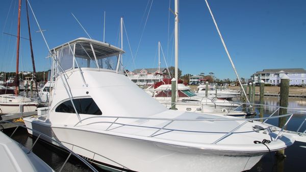 Luhrs 36 Convertible 