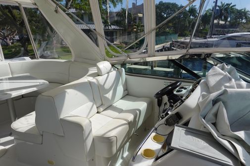 Carver 530 Voyager Pilothouse image